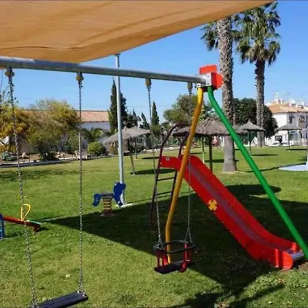 Feriehus Adosado Jardin 1 *